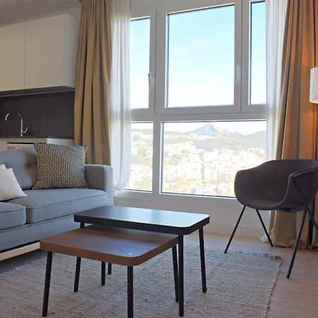 Urban Sky Luxury Flat With Amazing Views In Apartment *